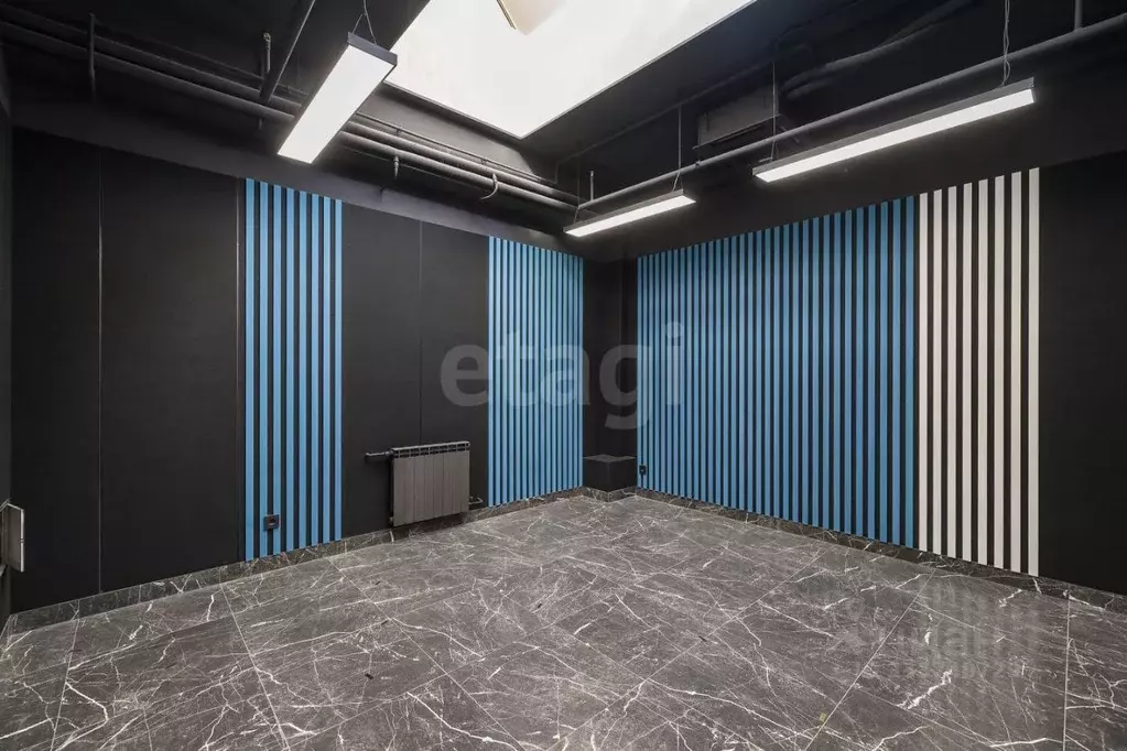 Офис в Тюменская область, Тюмень ул. Некрасова, 10 (17 м) - Фото 1