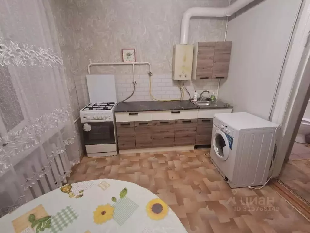 1-к кв. Саратовская область, Балаково Коммунистическая ул., 108А (42.0 ... - Фото 0