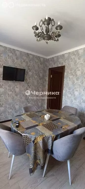 2-комнатная квартира: Пятигорск, улица Пестова, 17А (74 м) - Фото 0