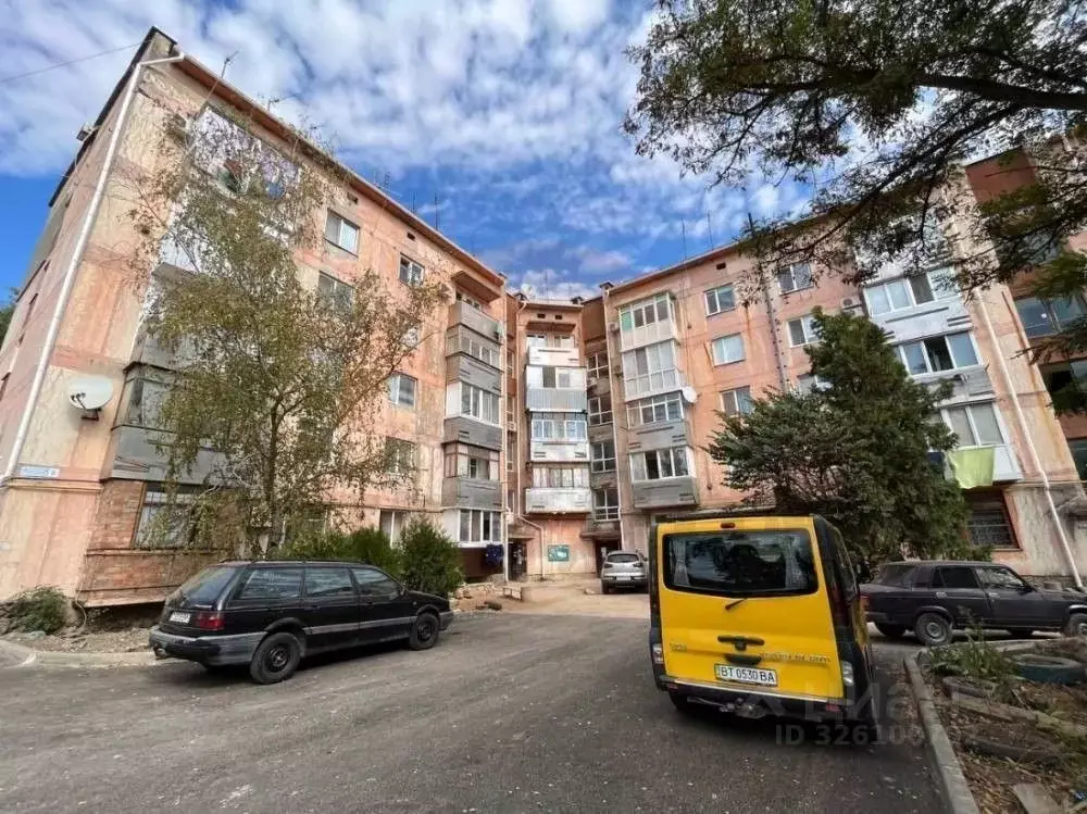 1-к кв. Крым, Сакский район, с. Орехово просп. 60 лет СССР, 8 (39.4 м) - Фото 1