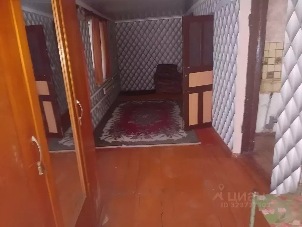 Дом в Крым, Симферопольский район, Гвардейское пгт ул. Карла Маркса ... - Фото 2