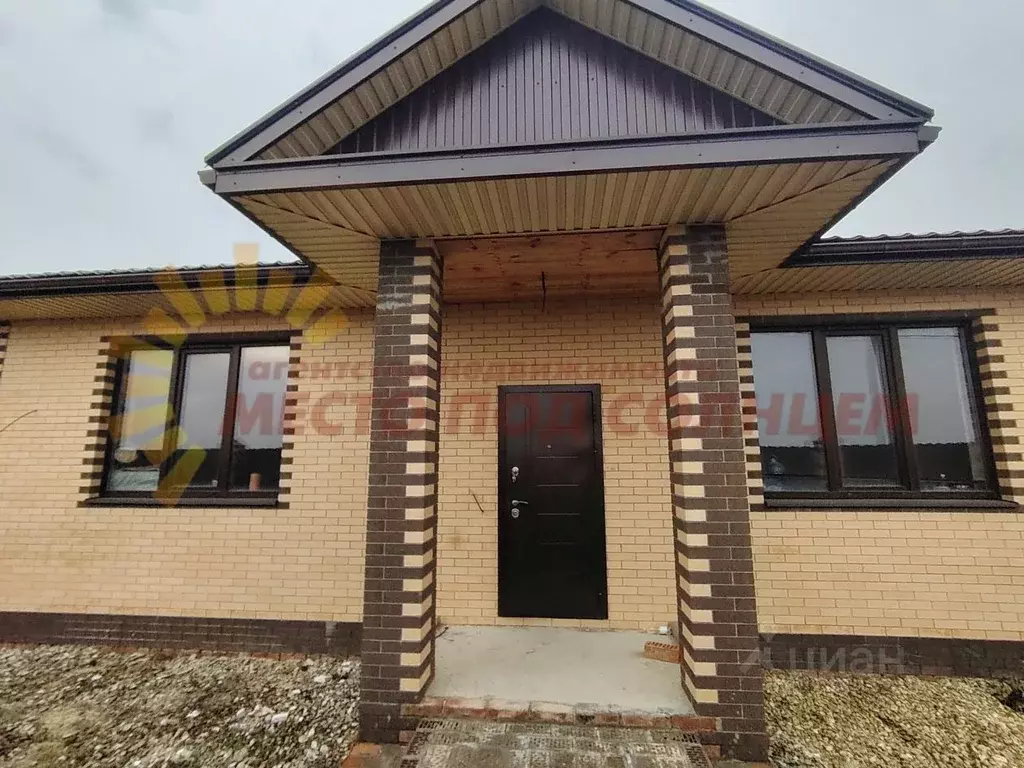 Дом в Краснодарский край, Ейское городское поселение, пос. Морской ул. ... - Фото 2