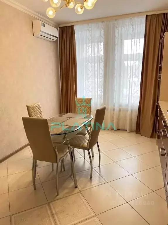 1-к кв. Татарстан, Казань ул. Галиаскара Камала, 53 (53.0 м) - Фото 1