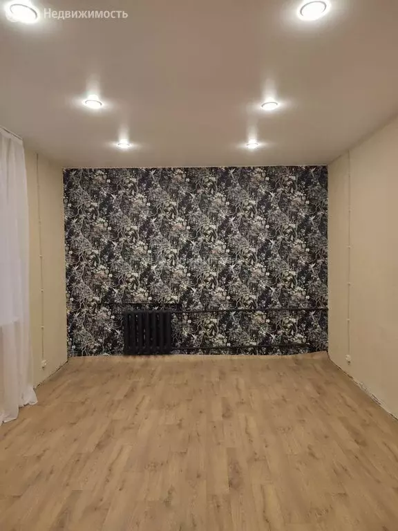 1к в 10-комнатной квартире (20 м) - Фото 0
