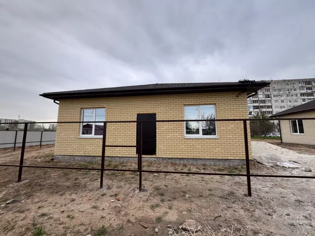 Дом в Волгоградская область, Волгоград Штурманская ул. (100 м) - Фото 0