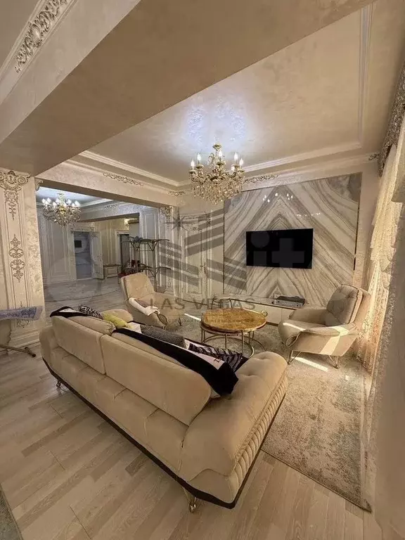 3-к. квартира, 90 м, 3/9 эт. - Фото 1