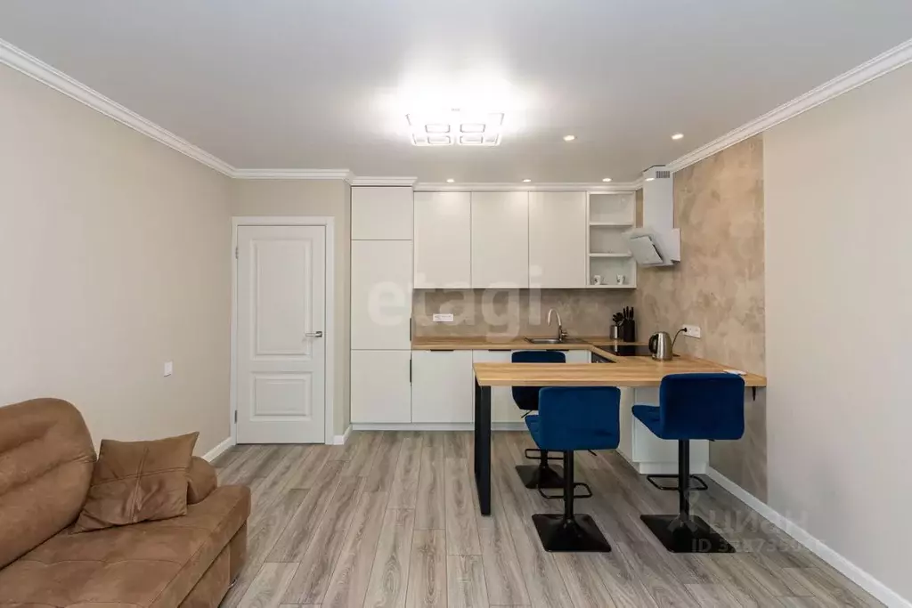 1-к кв. Тюменская область, Тюмень ул. Андрея Бушуева, 2 (48.0 м) - Фото 1