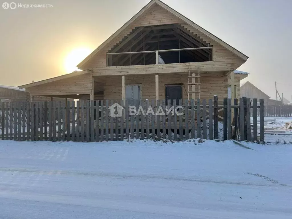 Дом в Иволгинский район, сельское поселение Нижнеиволгинское, улус ... - Фото 1