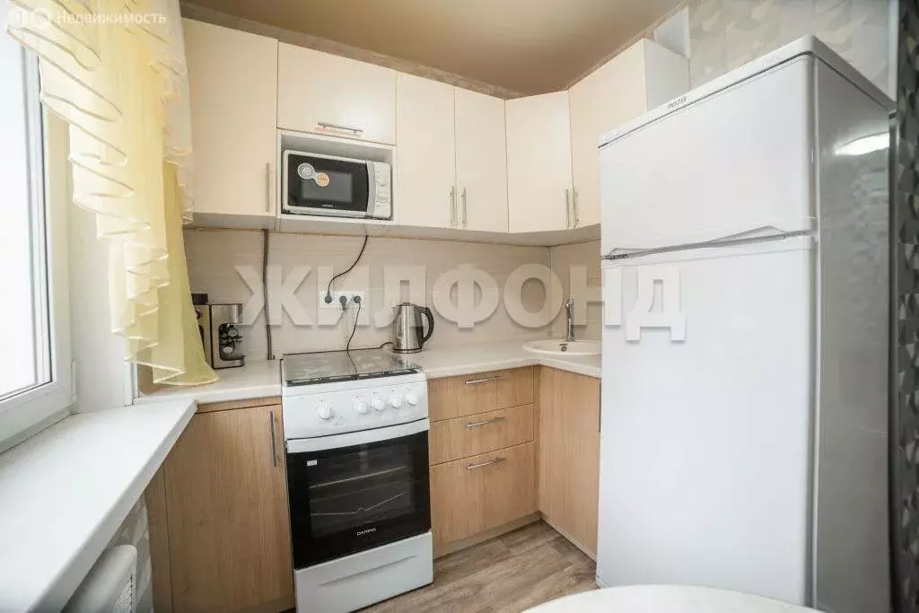 2-комнатная квартира: Томск, улица Ивана Черных, 115 (42 м) - Фото 1