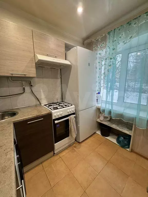 3-к. квартира, 60 м, 1/4 эт. - Фото 0