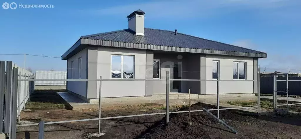 Дом в село Подстепки, улица Михаила Зюзина (120 м) - Фото 1