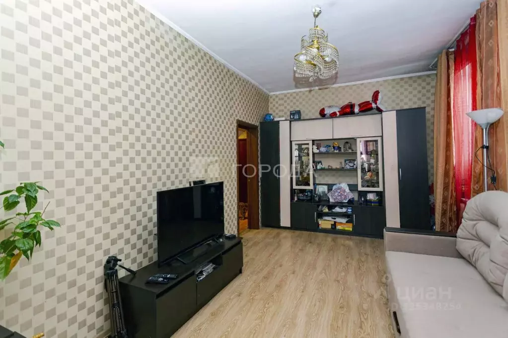 3-к кв. Кемеровская область, Новокузнецк ул. Петракова, 72 (73.5 м) - Фото 1
