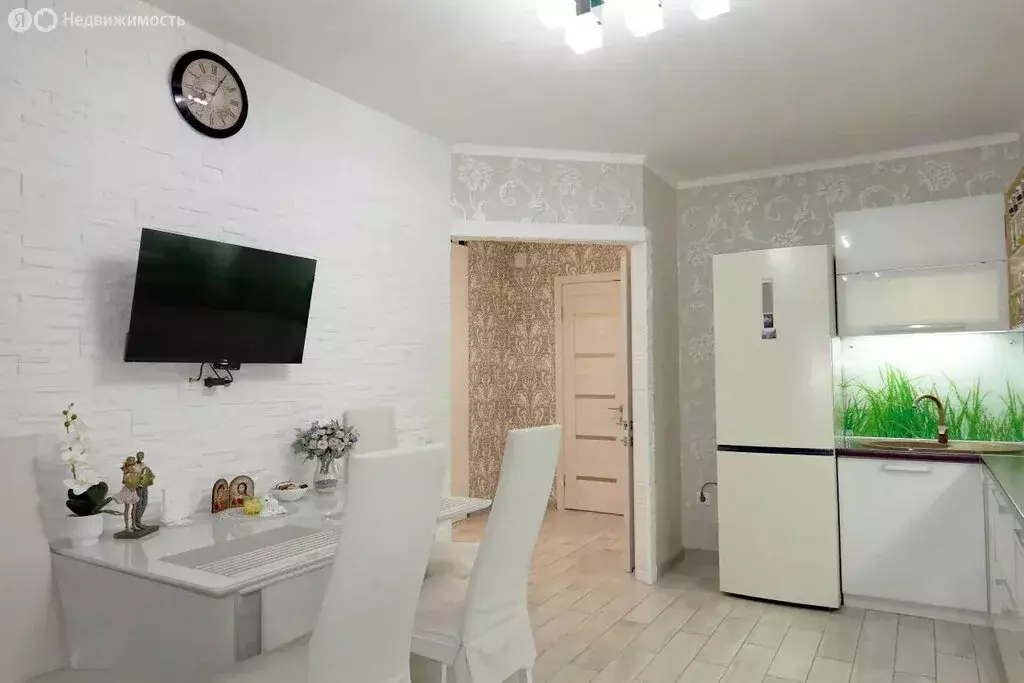 2-комнатная квартира: Пермь, Янаульская улица, 18 (57.5 м) - Фото 1