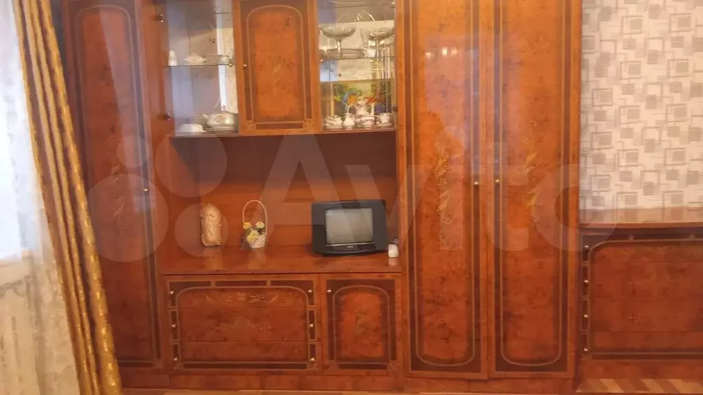 1-к. квартира, 40 м, 3/3 эт. - Фото 0