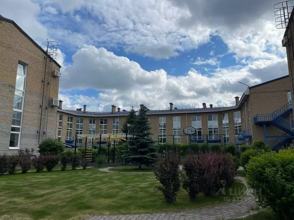 Таунхаус в Омская область, Омск Старгород мкр, ул. Нагибина (469 м) - Фото 0
