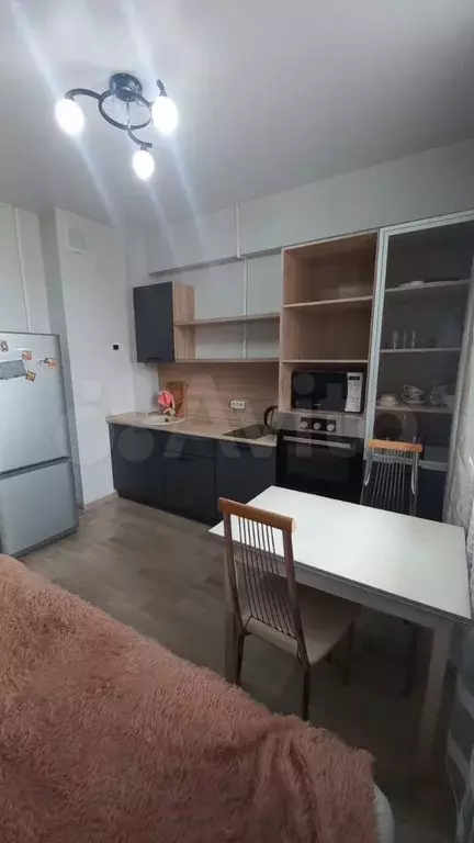 1-к. квартира, 42 м, 5/5 эт. - Фото 1