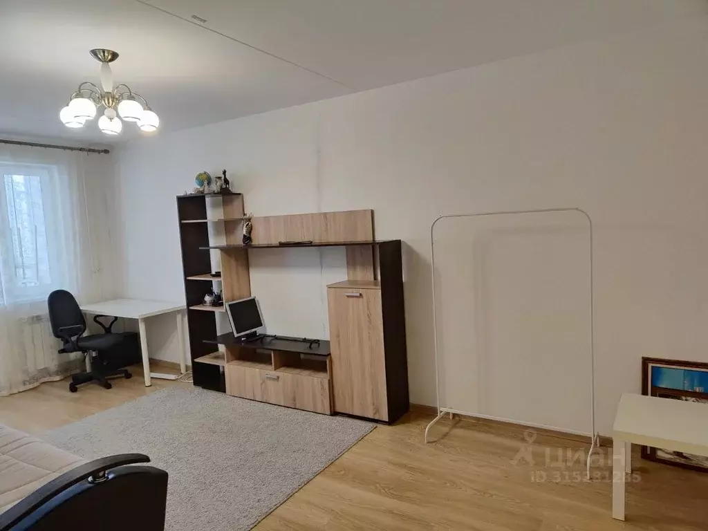 2-к кв. Свердловская область, Екатеринбург ул. Нагорная, 49 (54.0 м) - Фото 0