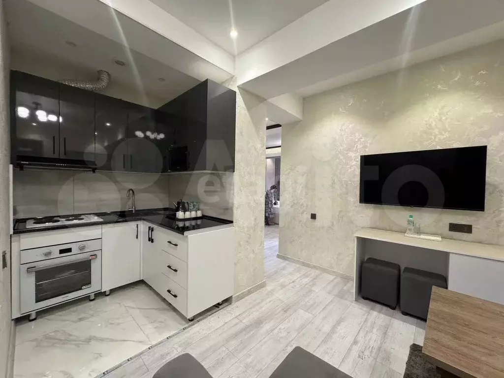 1-к. квартира, 60 м, 8/16 эт. - Фото 1