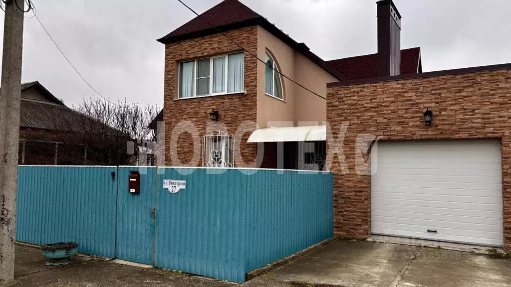 Дом в Краснодарский край, Крымск ул. Виктории, 27 (228 м) - Фото 2