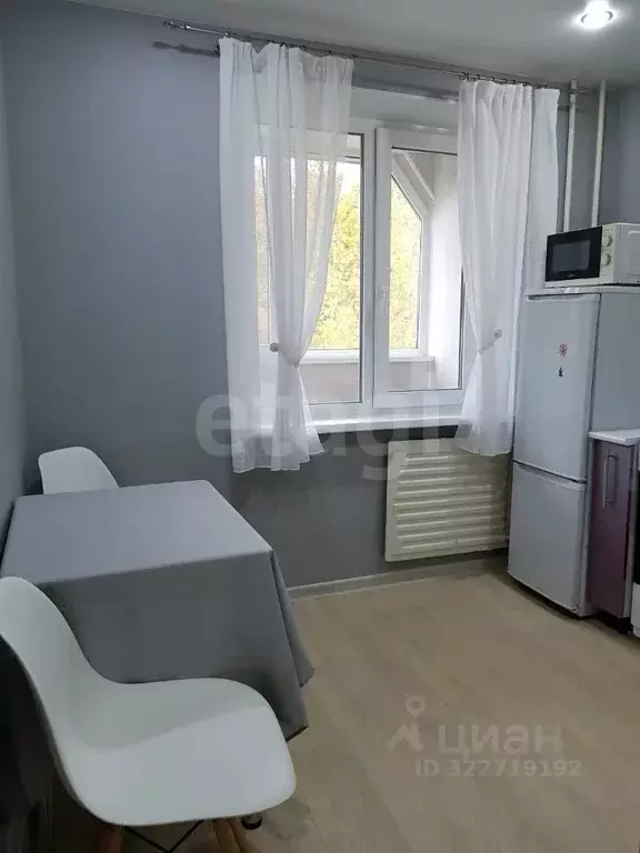 1-к кв. Вологодская область, Череповец Набережная ул., 37 (27.7 м) - Фото 1