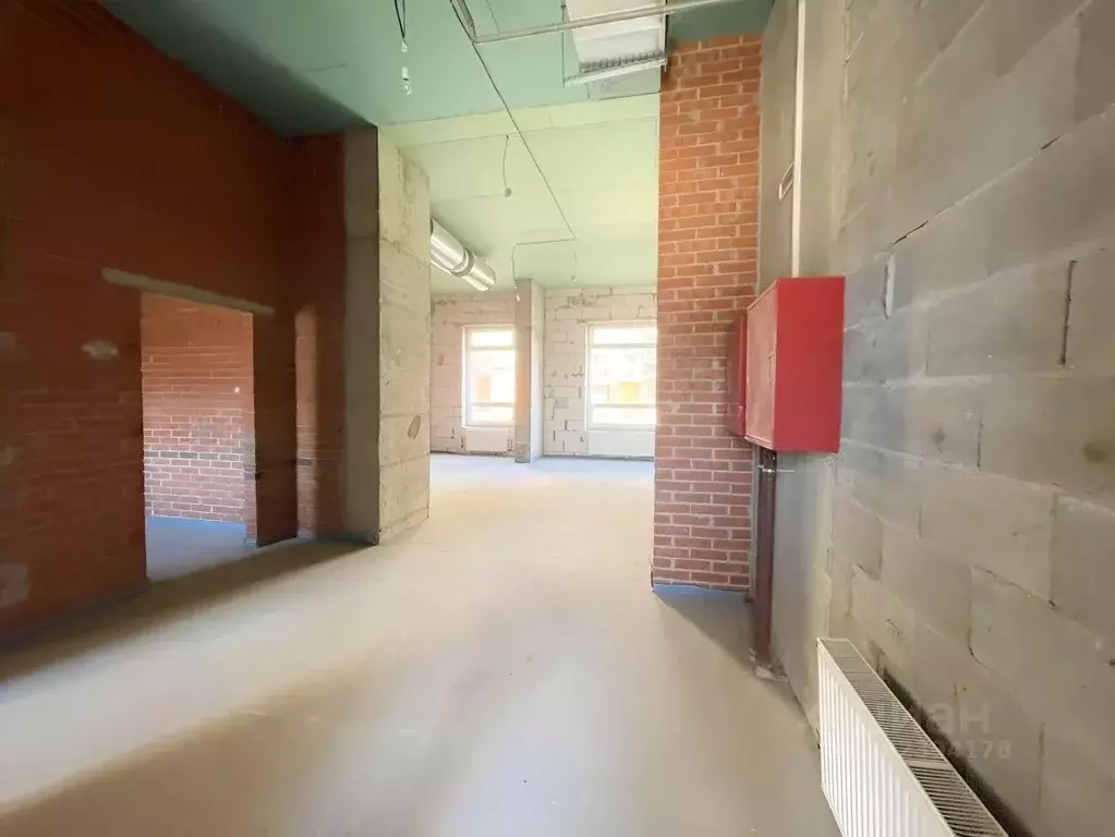 Помещение свободного назначения в Ленинградская область, Мурино ... - Фото 2