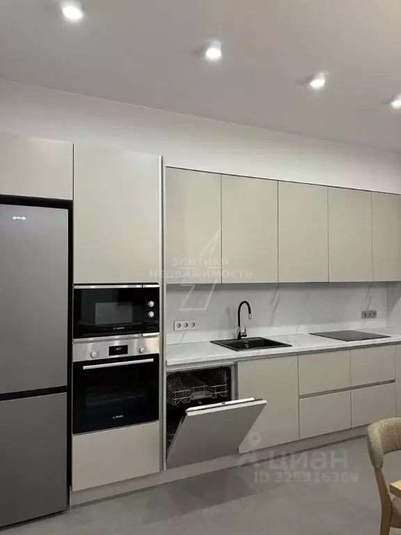 3-к кв. Санкт-Петербург ул. Рентгена, 25 (88.0 м) - Фото 2