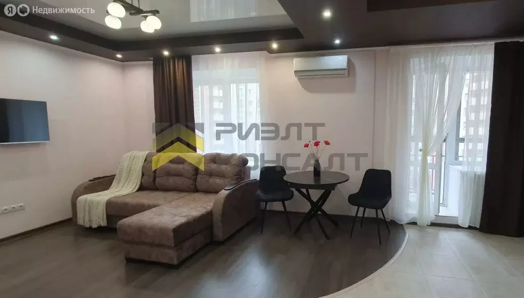 1-комнатная квартира: Омск, улица Крупской, 14к5 (42 м) - Фото 0