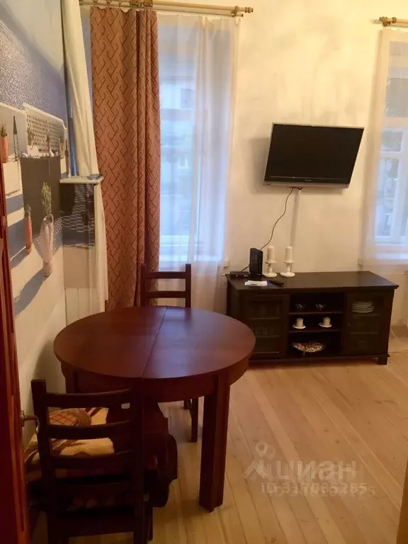 2-к кв. Москва ул. Казакова, 3С4 (55.0 м) - Фото 0