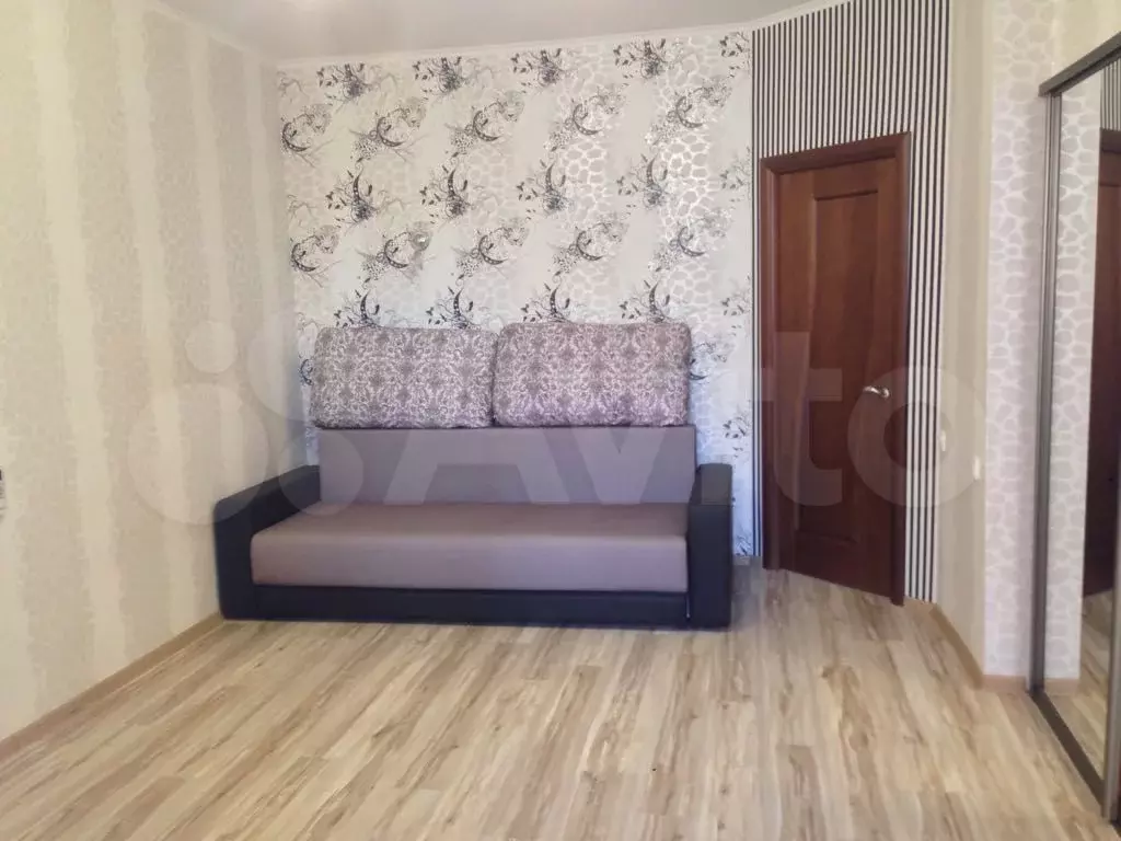 1-к. квартира, 60 м, 6/10 эт. - Фото 1