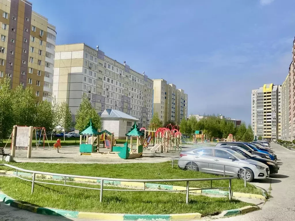 3-к кв. Алтайский край, Барнаул Взлетная ул., 7 (104.4 м) - Фото 2