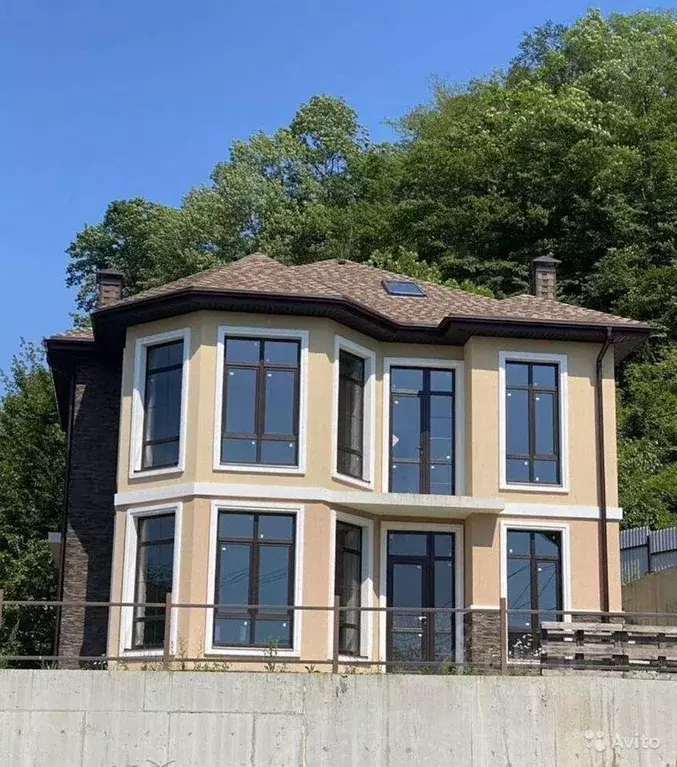 Дом в Краснодарский край, Сочи Целинная ул. (250 м) - Фото 1