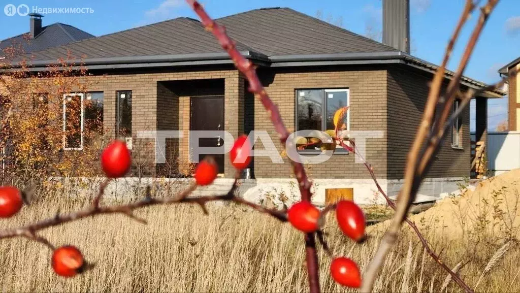 Дом в село Новая Усмань, Виноградная улица (100 м) - Фото 1