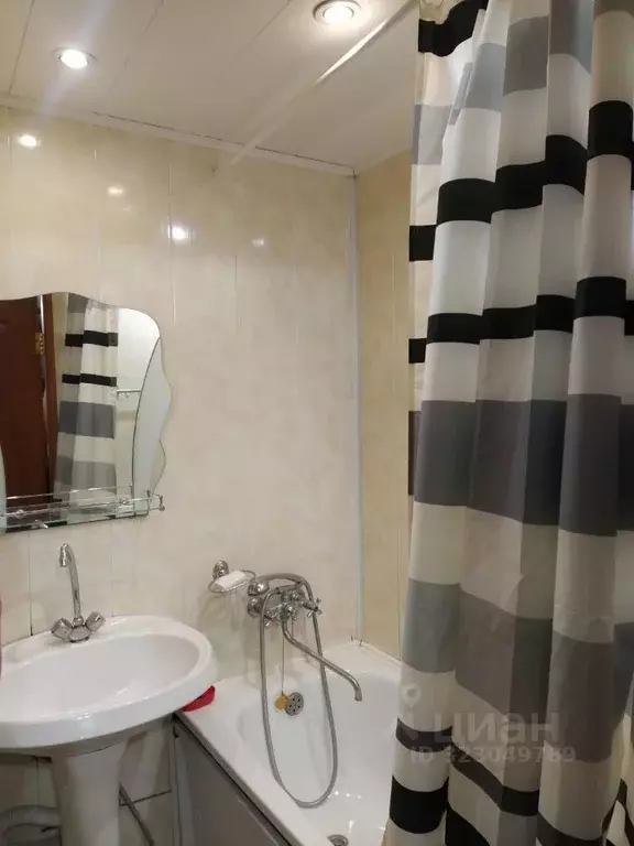 2-к кв. Татарстан, Казань ул. Хусаина Мавлютова, 10 (42.0 м) - Фото 2