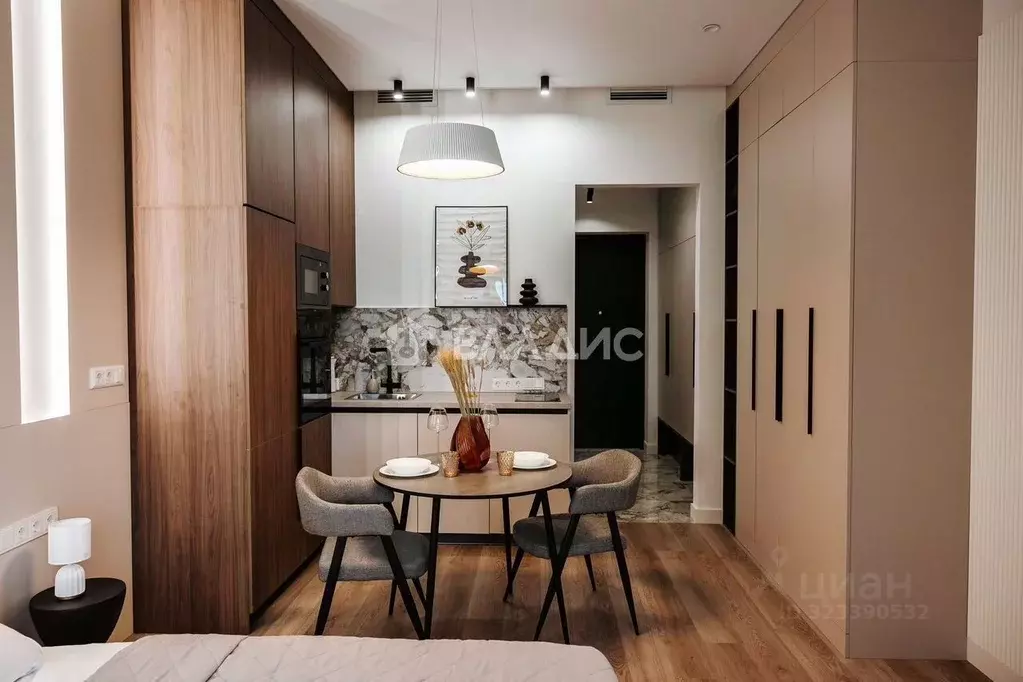 Студия Санкт-Петербург наб. Макарова, 58 (29.0 м) - Фото 2