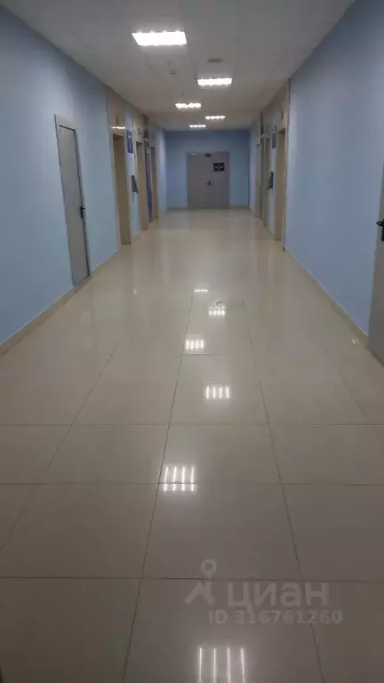 Офис в Свердловская область, Екатеринбург ул. Малышева, 51 (47 м) - Фото 1