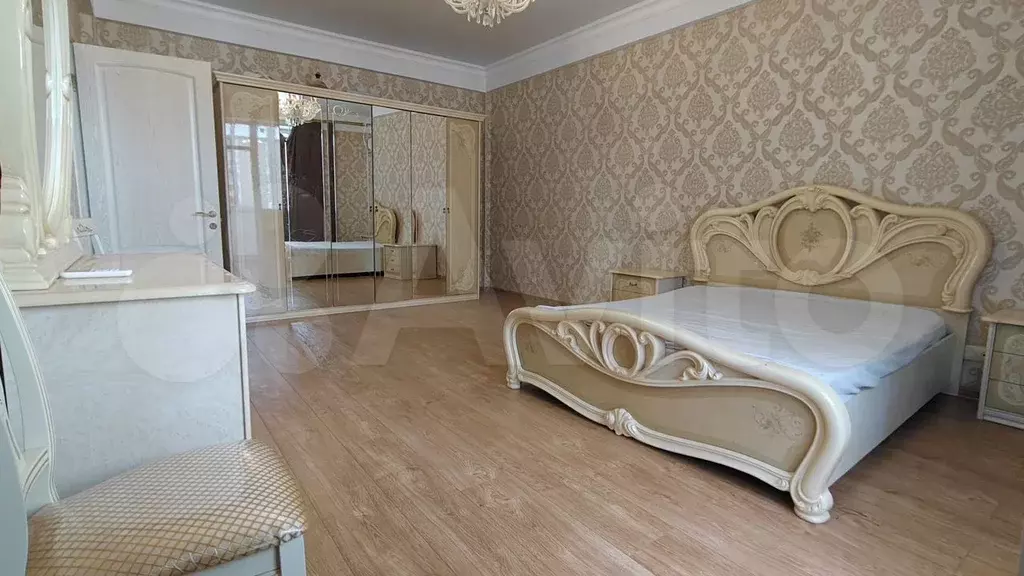 1-к. квартира, 67 м, 4/6 эт. - Фото 0