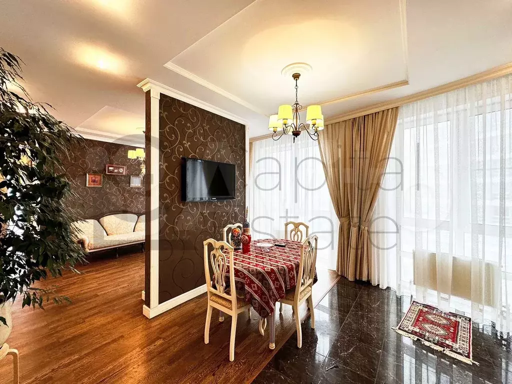 3-к. квартира, 120 м, 10/19 эт. - Фото 1