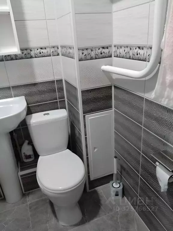 1-к кв. Нижегородская область, Нижний Новгород ул. Краснодонцев, 11А ... - Фото 1