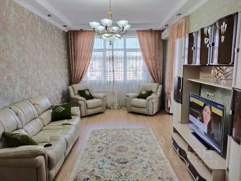 2-к кв. Краснодарский край, Сочи Центральный мкр, ул. Воровского (95.0 ... - Фото 0