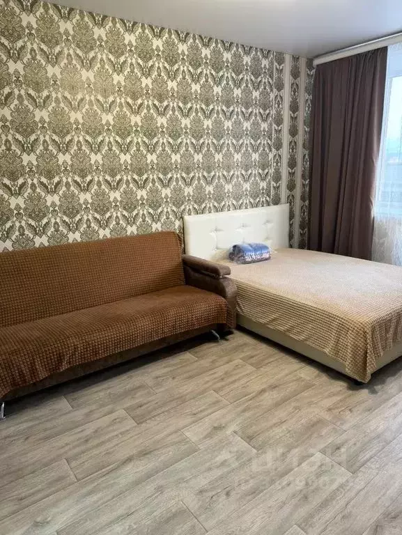 2-к кв. Хакасия, Абакан ул. Кирова, 204А (70.0 м) - Фото 0