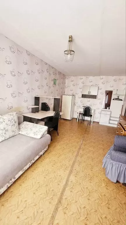 Комната 18,4 м в 5-к., 2/5 эт. - Фото 0