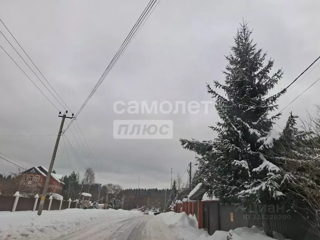 Участок в Москва с. Красная Пахра, ул. Октябрьская (6.5 сот.) - Фото 2