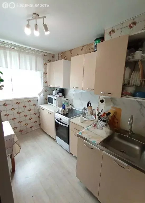 3-комнатная квартира: Мурманск, улица Капитана Маклакова, 31 (59 м) - Фото 1