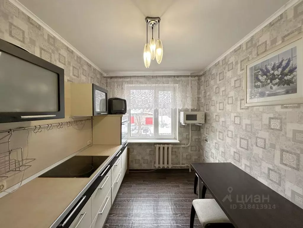 3-к кв. Кировская область, Киров ул. Челюскинцев, 5 (66.9 м) - Фото 1