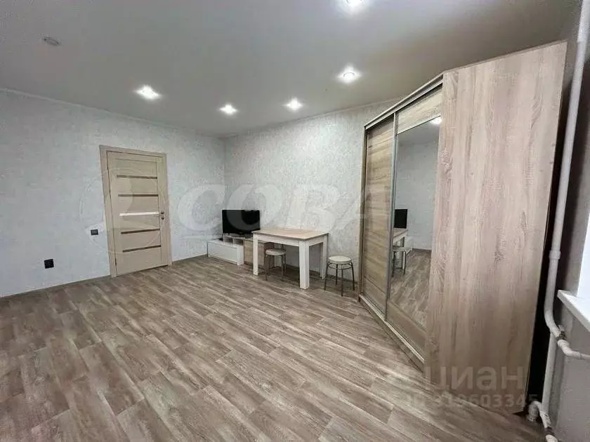 3-к кв. Тюменская область, Тобольск 7А мкр, 27 (70.0 м) - Фото 0