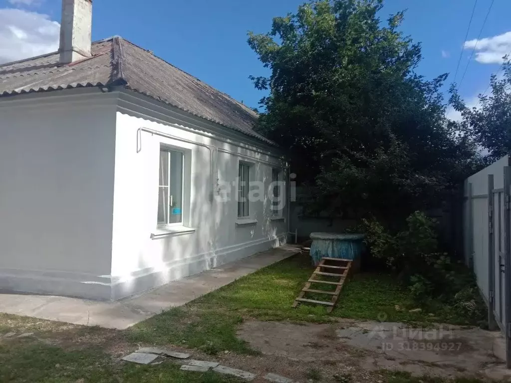 3-к кв. Тверская область, Спирово пгт ул. Бровцева, 16 (47.9 м) - Фото 0