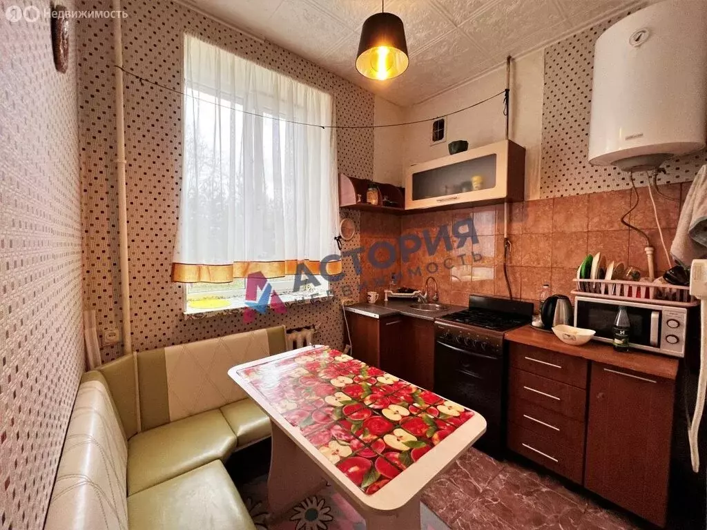 2-комнатная квартира: посёлок Обидимо, Комсомольская площадь, 3 (47 м) - Фото 1