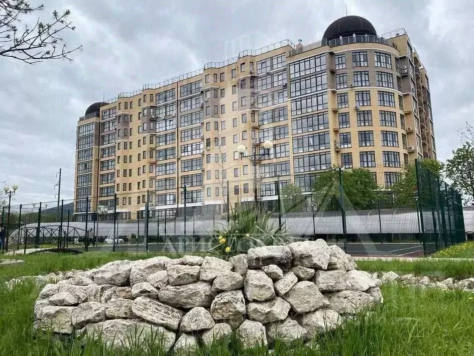 3-к кв. Ставропольский край, Пятигорск ул. Адмиральского, 1А (87.3 м) - Фото 1
