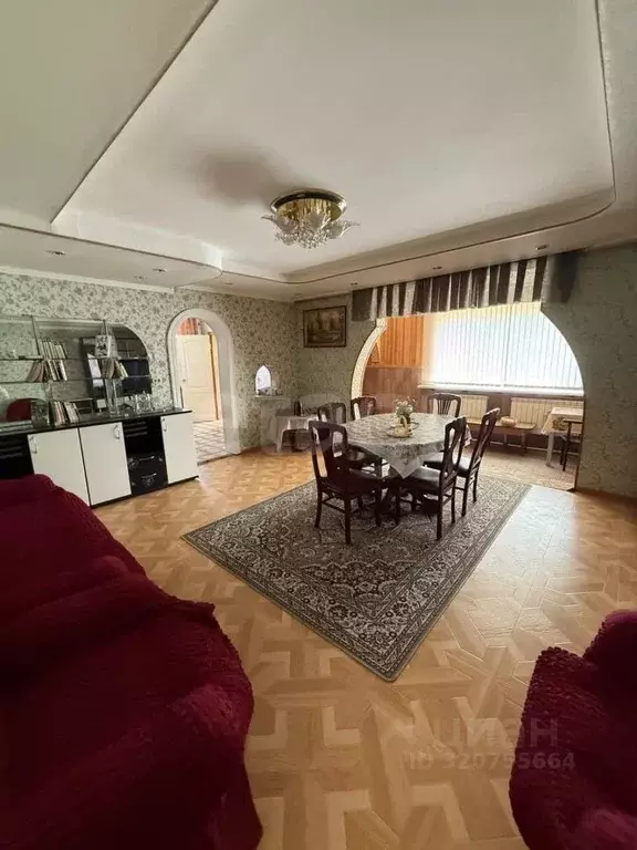 Дом в Сахалинская область, Южно-Сахалинск Брянская ул., 26 (400 м) - Фото 1