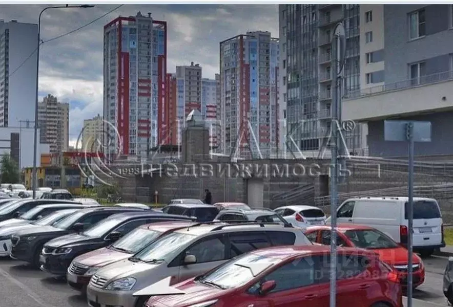 Гараж в Санкт-Петербург ул. Маршала Казакова, 70к1 (13 м) - Фото 1